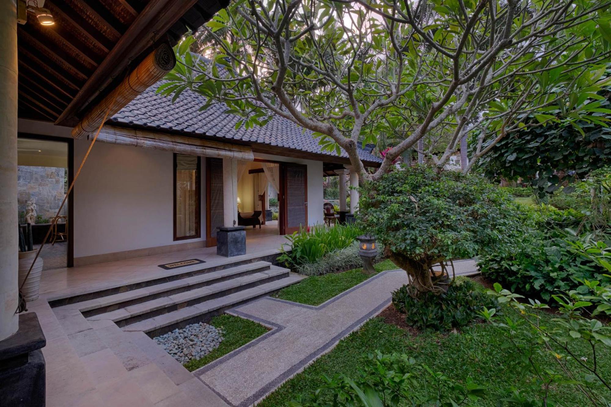 Kutus Kutus Saba Beach Villa Yogyakarta Exterior photo
