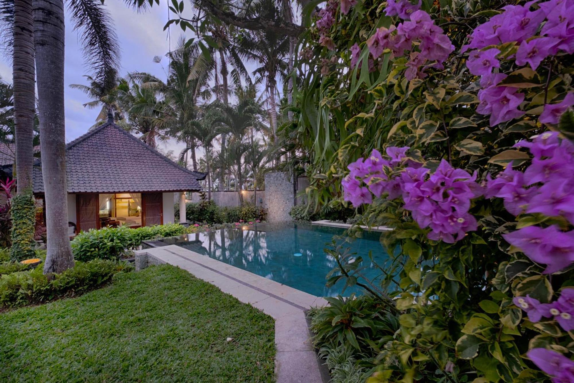 Kutus Kutus Saba Beach Villa Yogyakarta Exterior photo