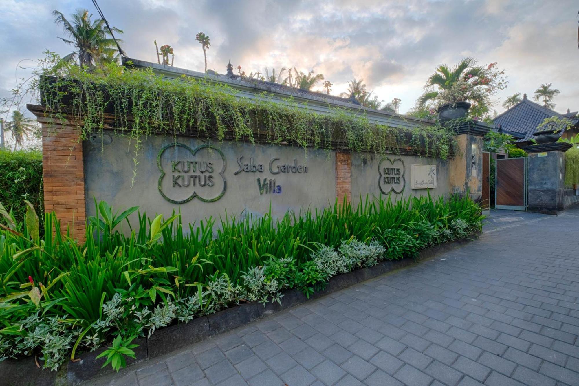 Kutus Kutus Saba Beach Villa Yogyakarta Exterior photo