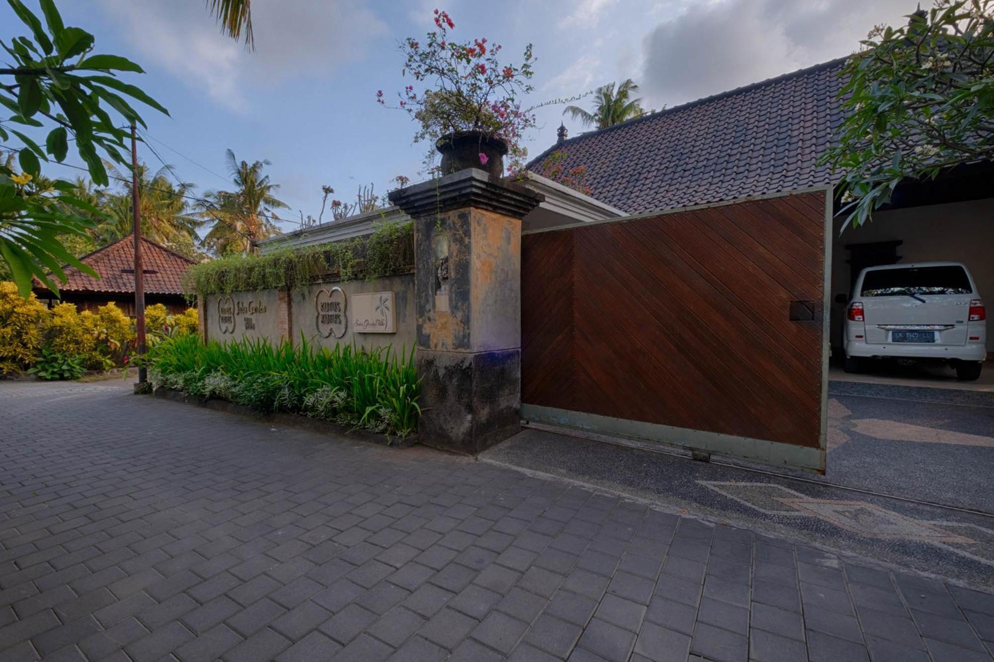 Kutus Kutus Saba Beach Villa Yogyakarta Exterior photo