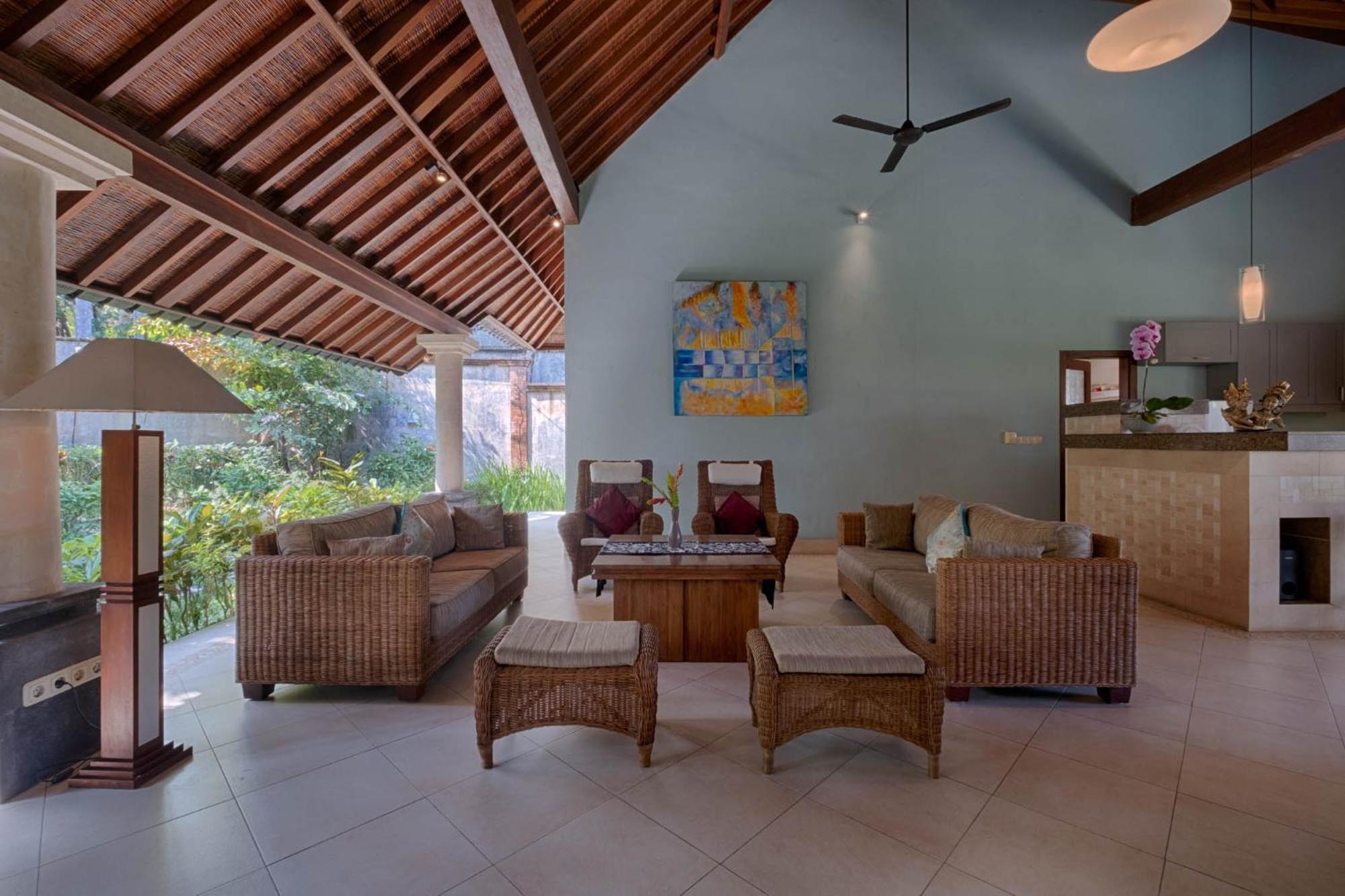 Kutus Kutus Saba Beach Villa Yogyakarta Exterior photo
